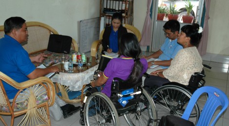 Meeting with CDPO to establish a Cambodian Spinal Cord Injury Association